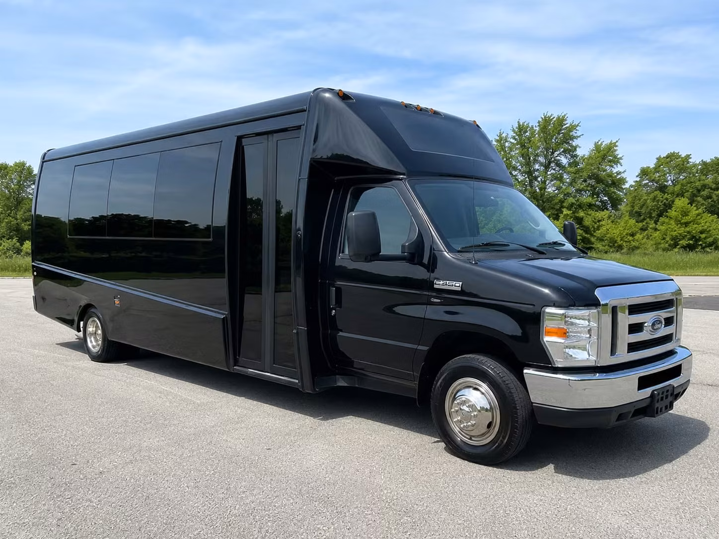 15 passenger minibus