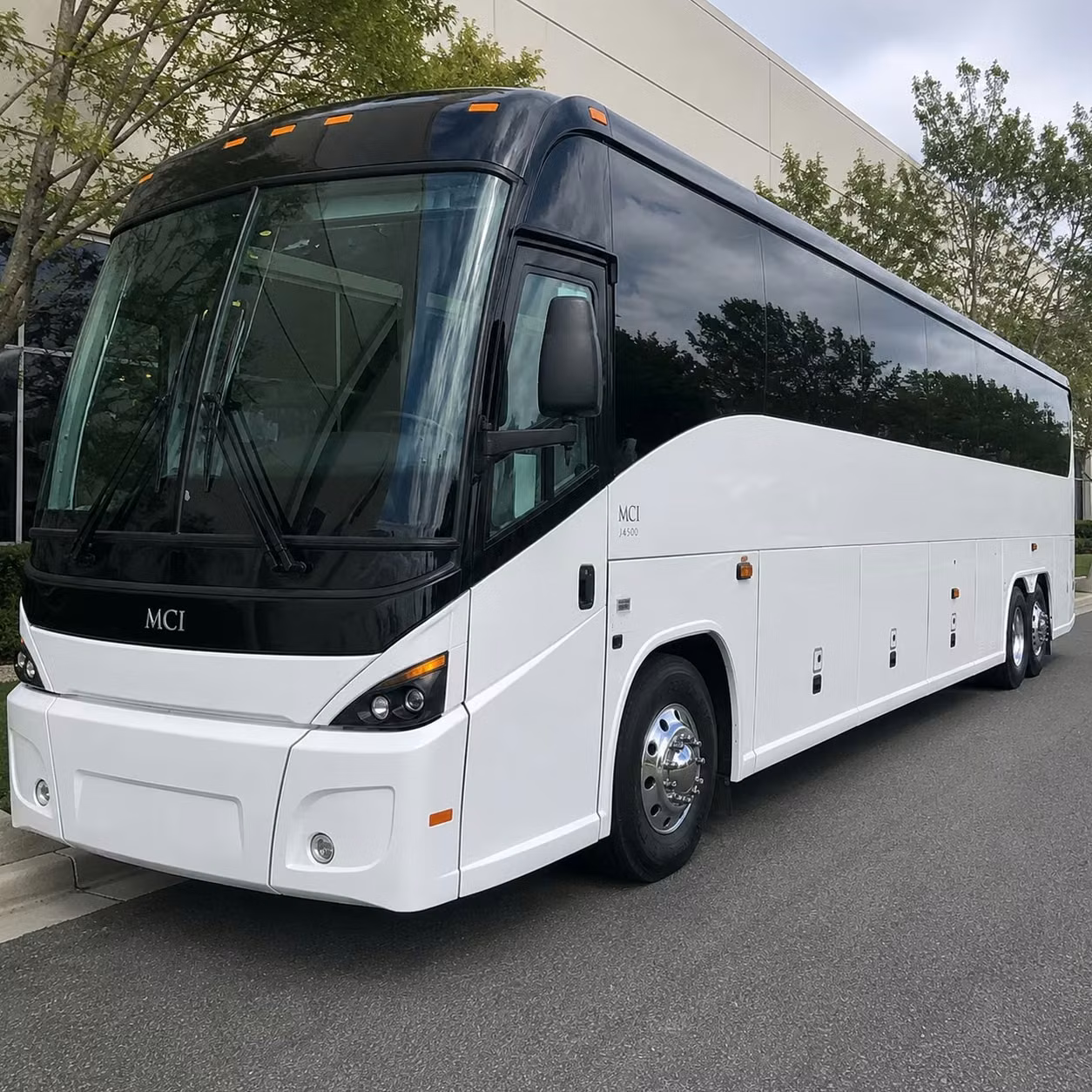 charter buses to the muhammad ali center and louisville slugger museum