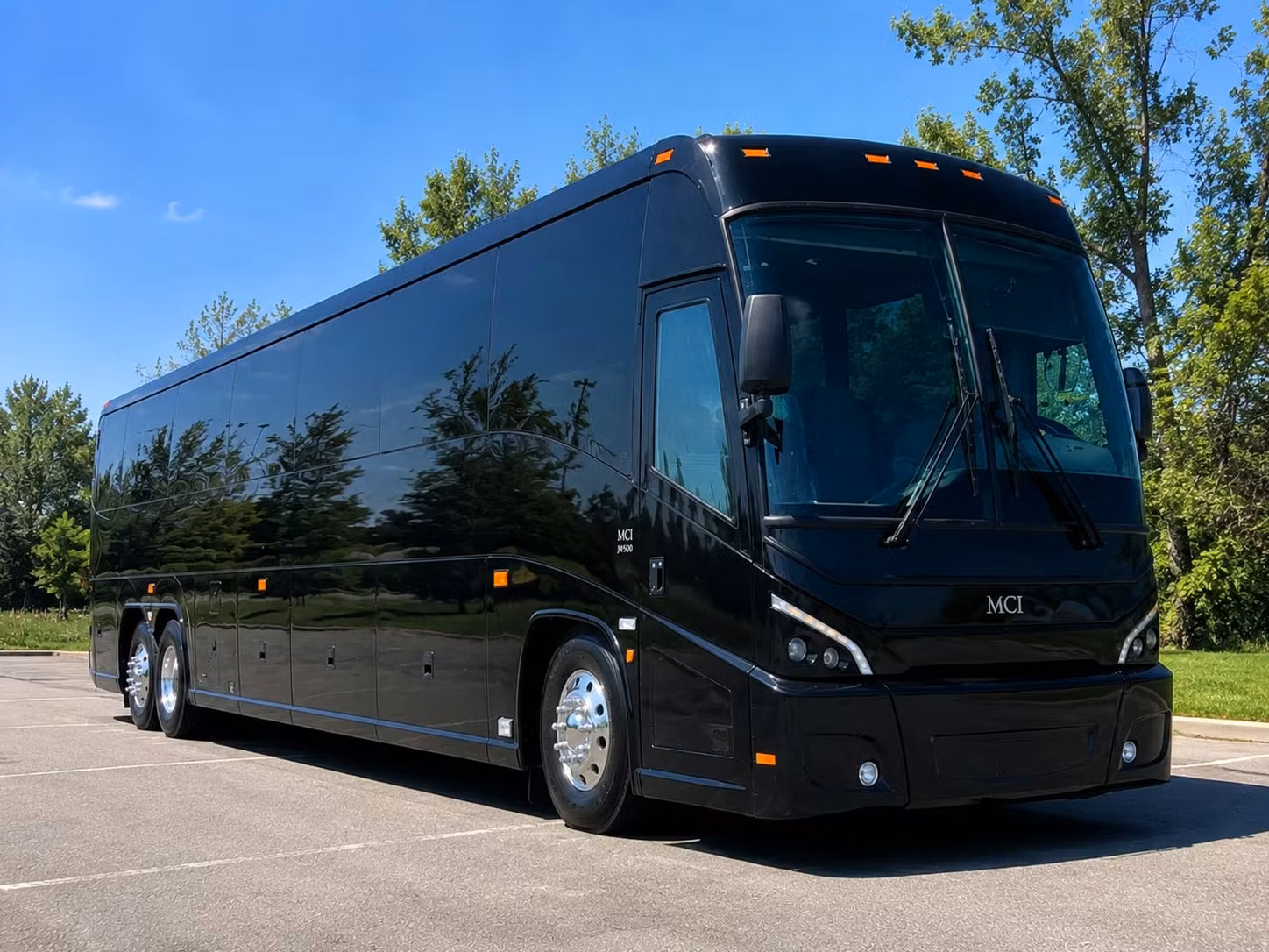 corporate event convention shuttle bus rentals in louisville