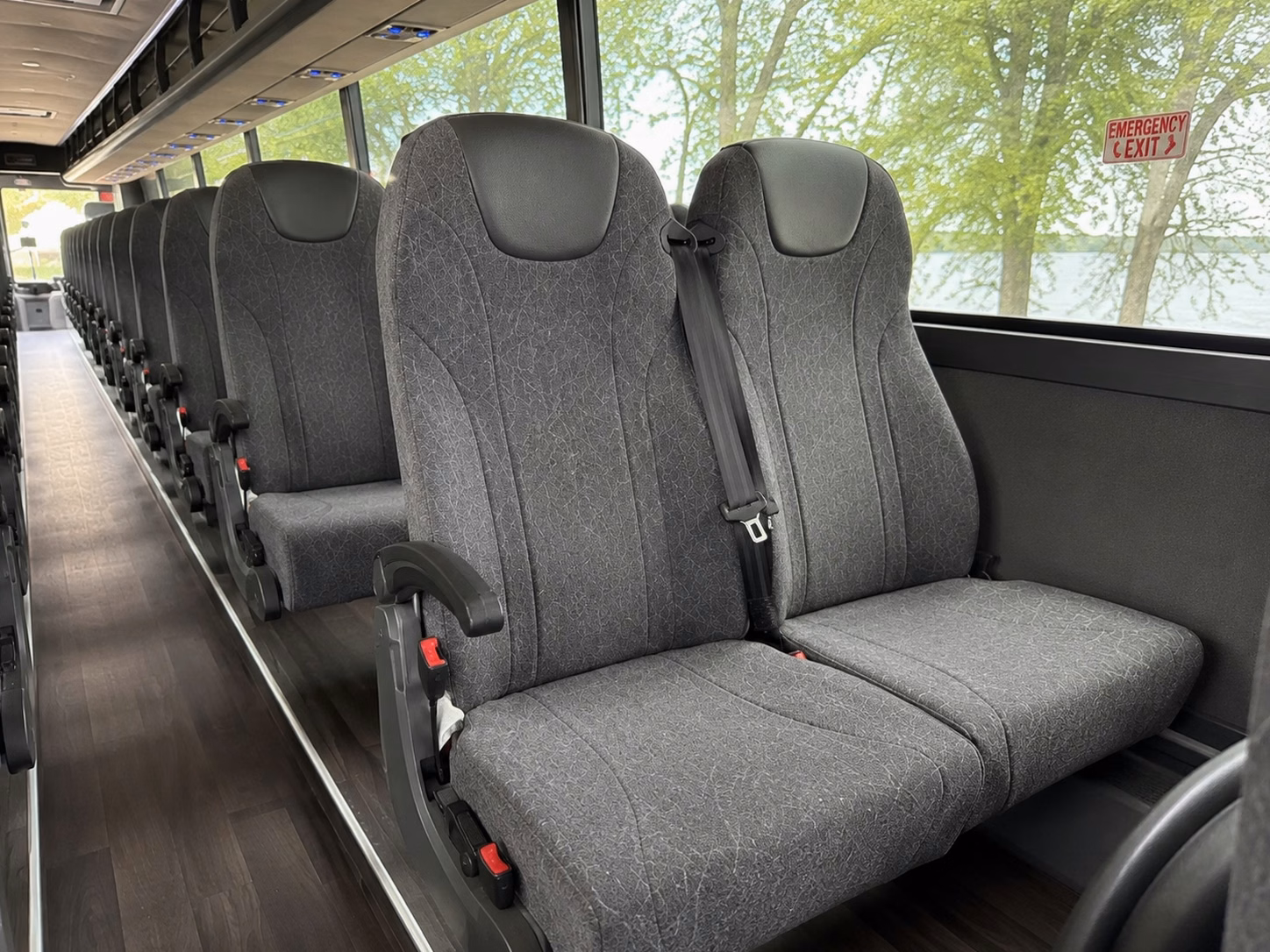 every out of town guest deserves a smooth airport transfer to louisville