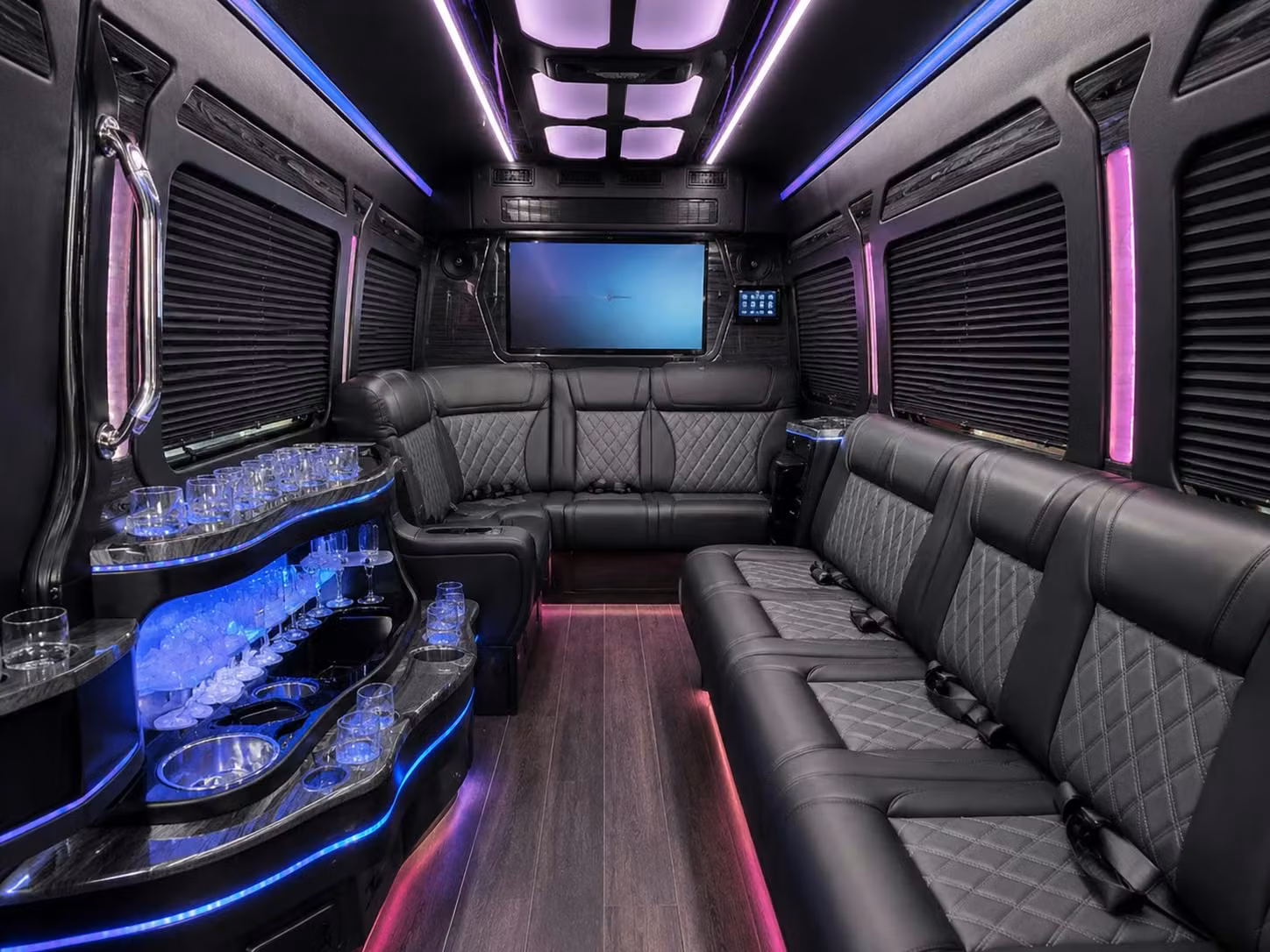 kentucky derby churchill downs sporting event shuttles