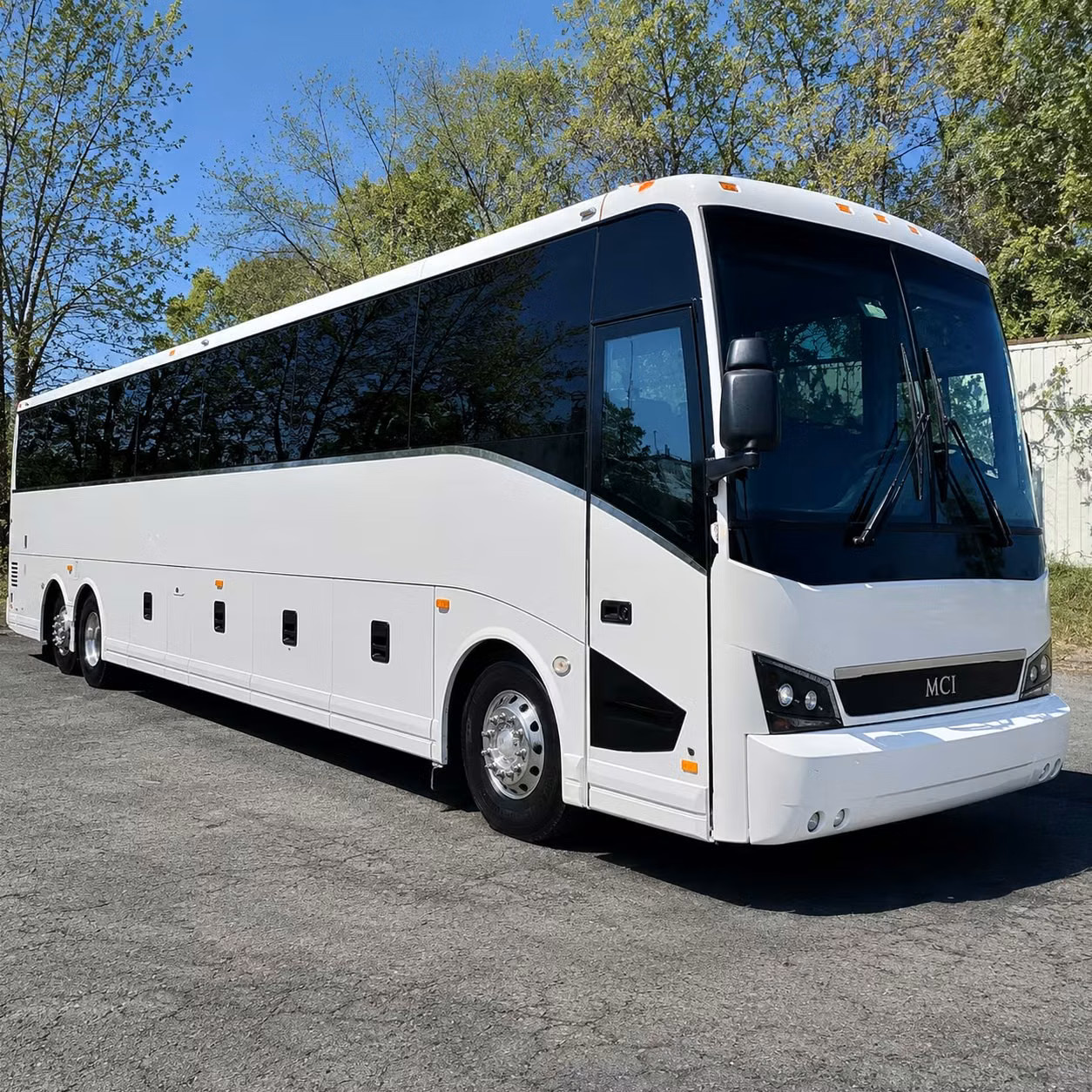 minibus rentals for louisville church youth group trips
