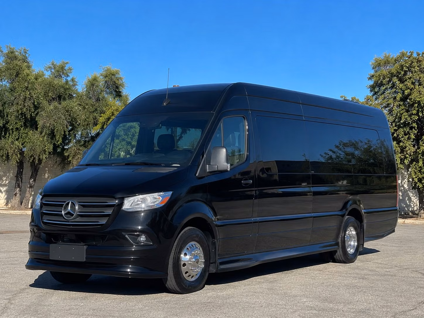 transportation serving louisville and nearby cities