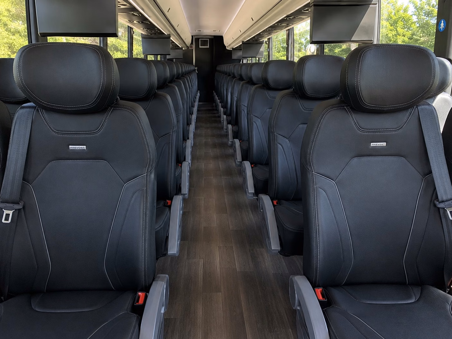 you can find and book sporting event transportation in louisville and any nearby city